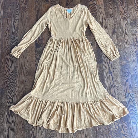 Dress - Picture 2 of 5